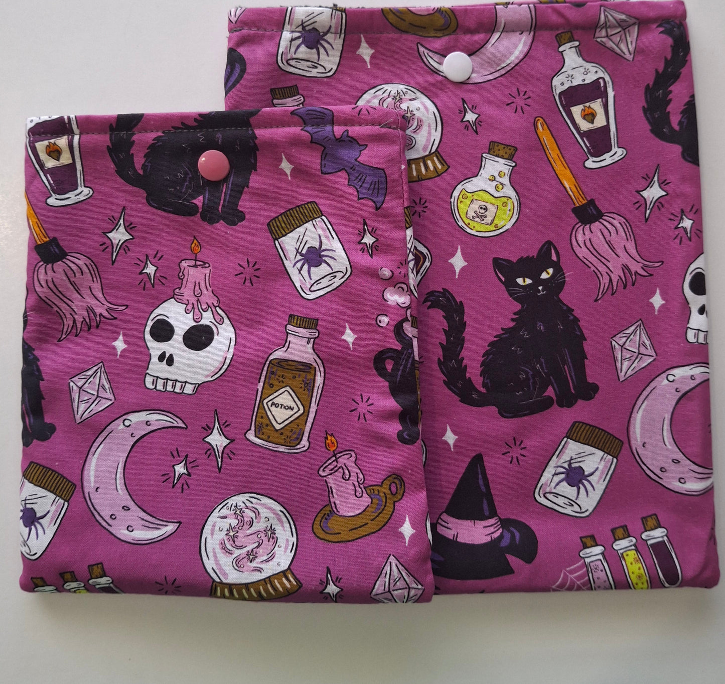 Cute purple spooky themed E-Reader/Book sleeve