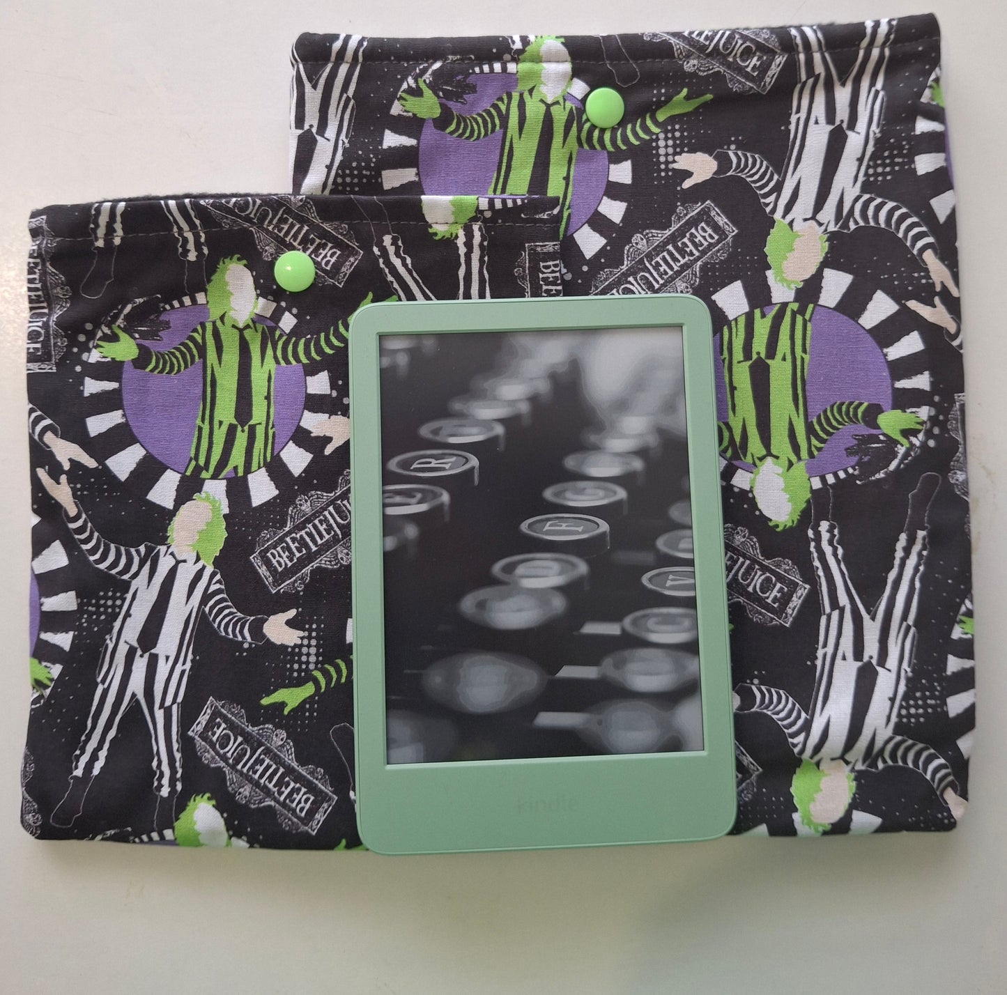 Beetle juice E-Reader/Book sleeve